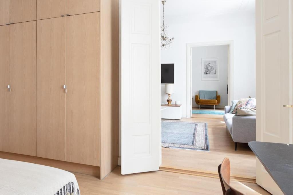 2 Bedroom 2 Full Bathroom Executive Appartamento *